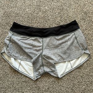 Lululemon Speed Up Shorts 2.5”